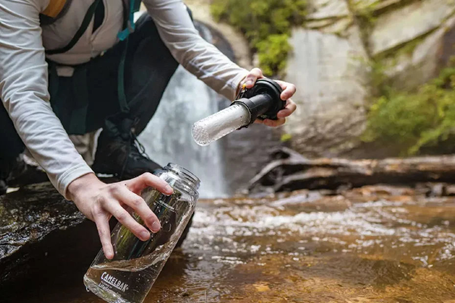 Los mejores filtros de agua portátiles – Cómo purificar agua en el campo o la ciudad